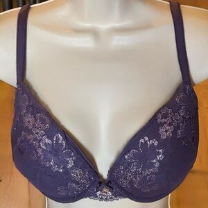 Beautiful Victoria’s Secret Push Up Purple Shimmer Lace Bra 34DDD